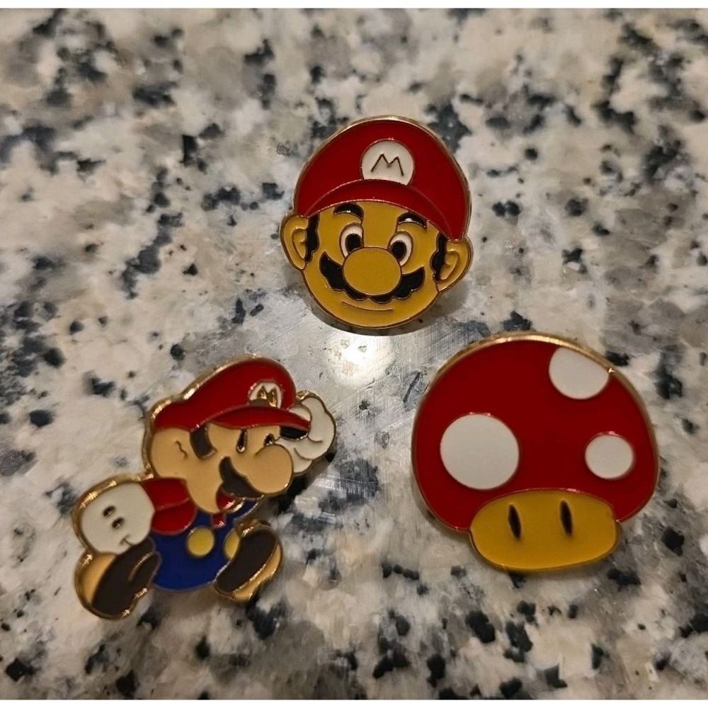 NEW SET OF 3 Mario Collectors Enamel Lapel Pins 80s Gamer Nintendo